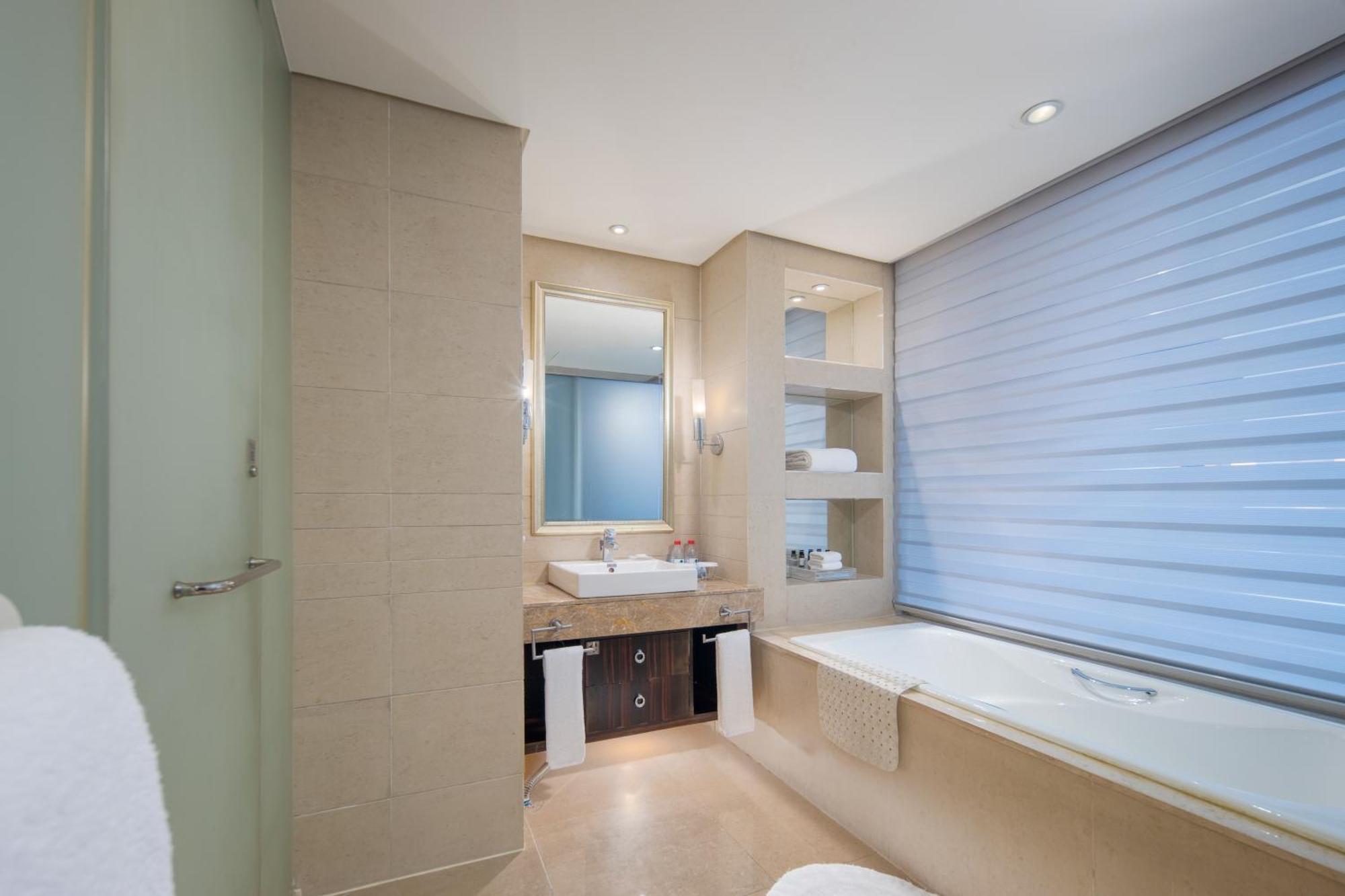 Haiwaihai Crown Hotel Ma'Anshan Екстер'єр фото
